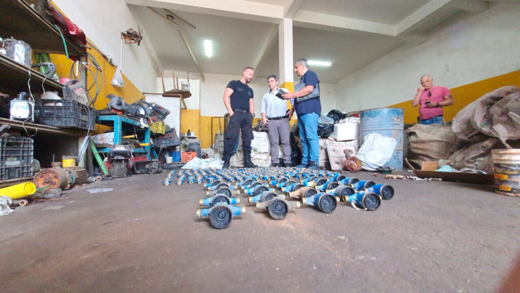 Operação conjunta localiza mais de 200 hidrômetros furtados em empresa de ferro velho 1