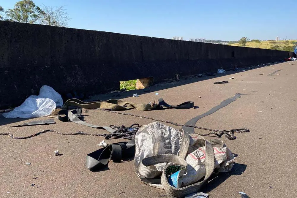 Trabalhador morre atropelado por caminhão na Rodovia dos Bandeirantes, em Santa Bárbara d'Oeste