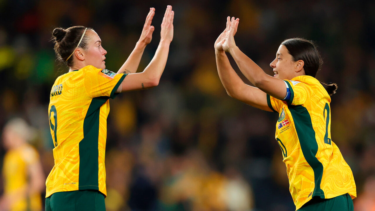 Austrália faz 2 a 0 na Dinamarca e avança às quartas da Copa Feminina