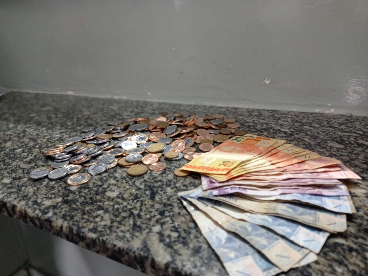 Homem é preso após furtar agência do Banco do Brasil, em Limeira