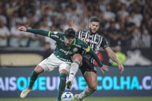 Libertadores Galo e Palmeiras iniciam duelo brasileiro nas oitavas
