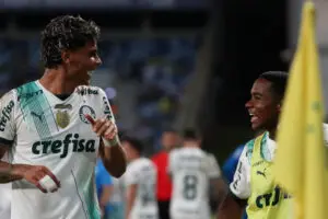 Palmeiras vence Cuiabá com golaço de Ríos e diminui vantagem do Botafogo