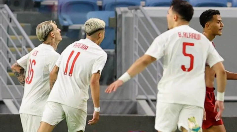 Roger Guedes marca gol da vitória do Al-Rayyan em estreia no Qatar