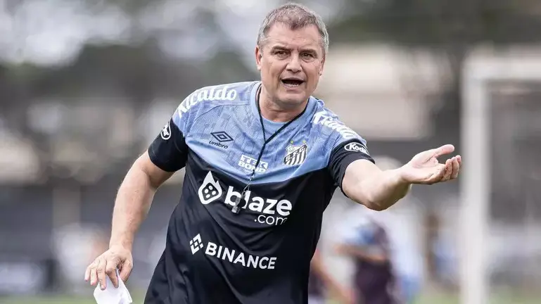 Santos aposta em reforços aprovados por Aguirre e vetados por Turra