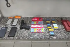 Homem é preso no Cemitério Parque após roubar mercado no Jardim Esmeralda