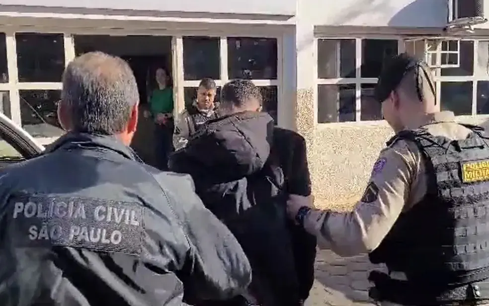 Jovem de 18 anos mata e enterra idosa em quintal de casa no interior de SP
