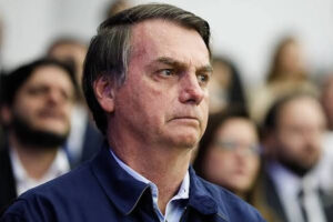 Técnicos do TCU propõem que Bolsonaro devolva presentes oficiais em 15 dias