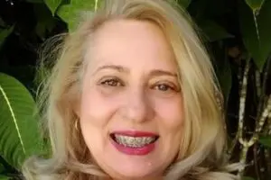 Morreu neste domingo (29) a professora Lilian de Campos Martins, de 56 anos. Ela lecionava em Limeira na Escola Estadual Professor Antônio de Queiroz e era representante da Apeoesp.