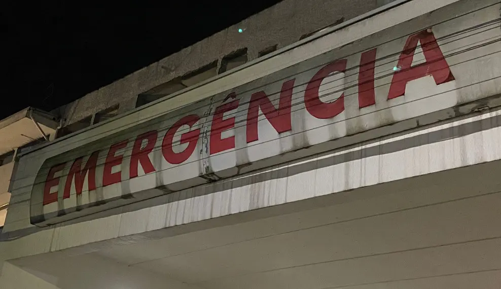 Motociclista morre após colidir moto em poste no Anel Viário, em Limeira