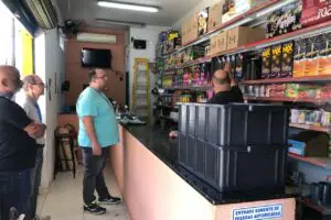Operação fiscaliza comércio de fogos de artifício, em Limeira