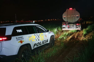 PMR recupera, em Limeira, caminhão com etanol roubado, em Americana