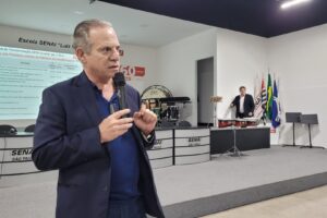 O secretário de Desenvolvimento Econômico do Estado de São Paulo, Jorge Lima, percorre, desde de fevereiro, municípios paulistas. Nesta quarta-feira (18), ele esteve em Limeira e se reuniu com empresários e autoridades locais.