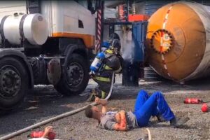 Samu, Central de Ambulâncias e Defesa Civil participam de simulado de acidente, em Limeira