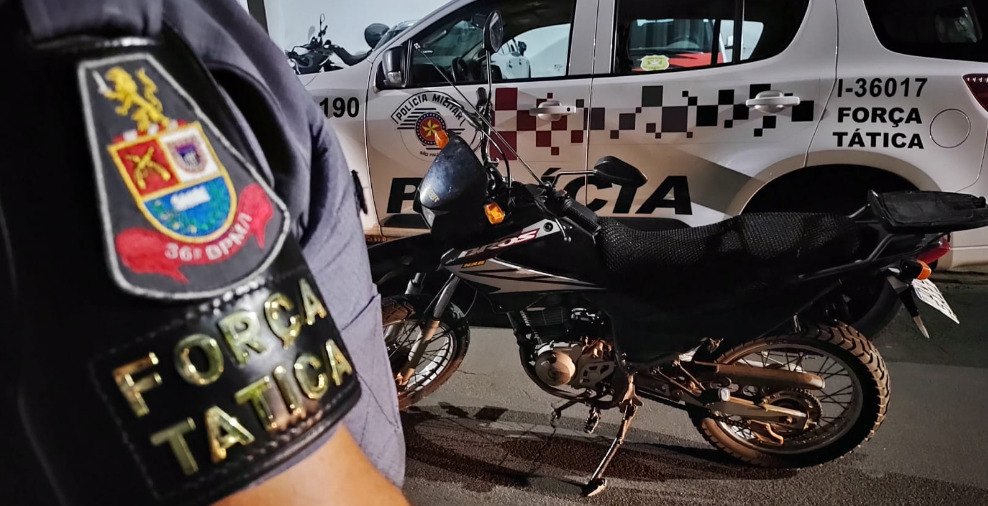 Adolescentes são apreendidos com moto furtada de policial, em Limeira 
