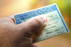 Jovem é preso por tráfico