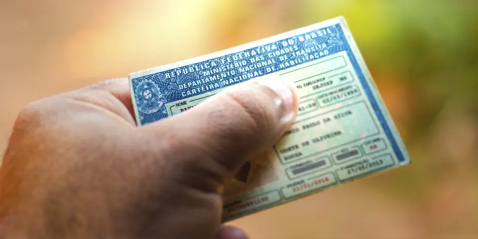 Jovem é preso por tráfico