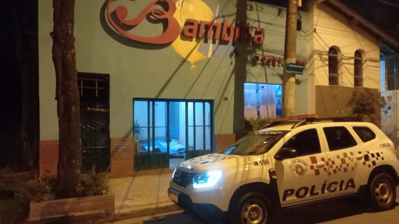 Moradores de rua são presos furtando loja de festas na Boa Vista