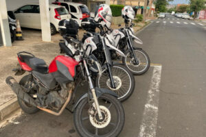 Moto com 1.500 multas é apreendida pela PM, em Limeira; um homem foi preso