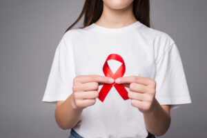A cada minuto duas pessoas são infectadas pela vírus do HIV