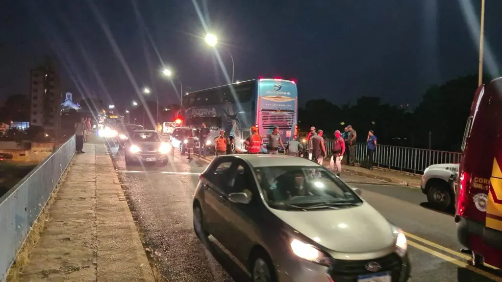 Motociclista morre em acidente no viaduto Jânio Quadros, em Limeira (2)
