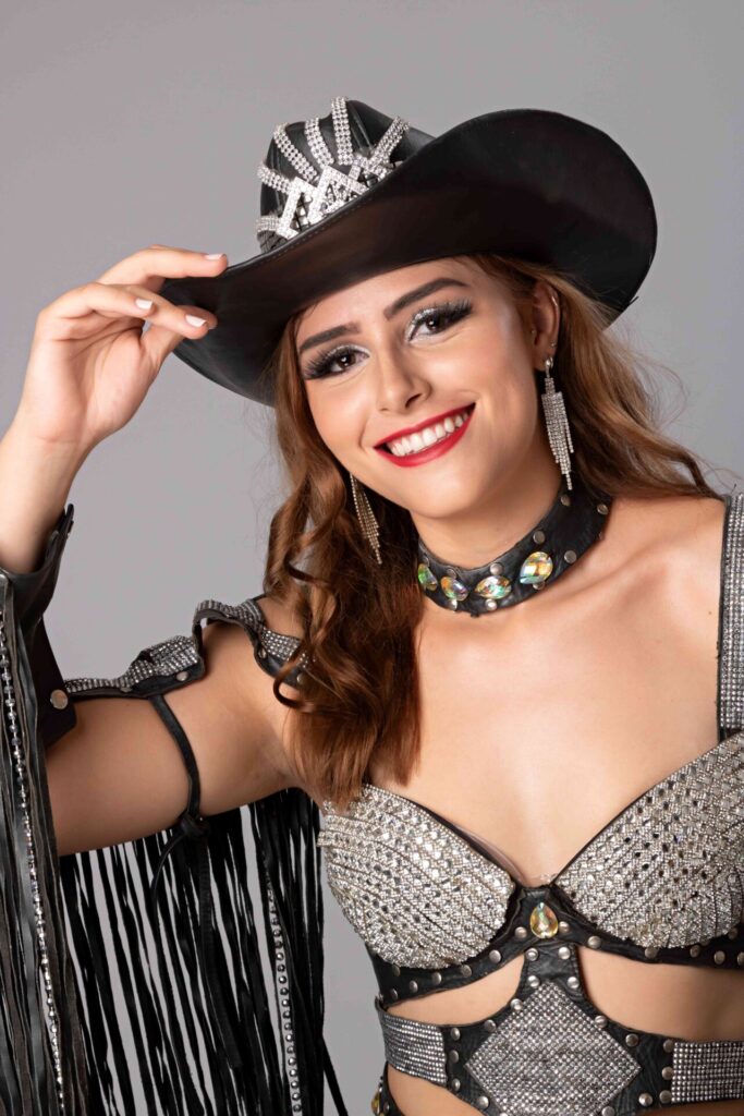 Ana Beatriz Araujo Candidata a Rainha do Limeira Rodeo Music 2024