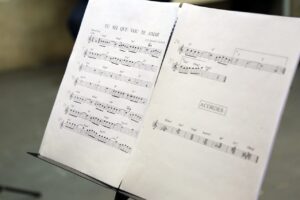 Escola anuncia inscrições para cursos musicais gratuitos