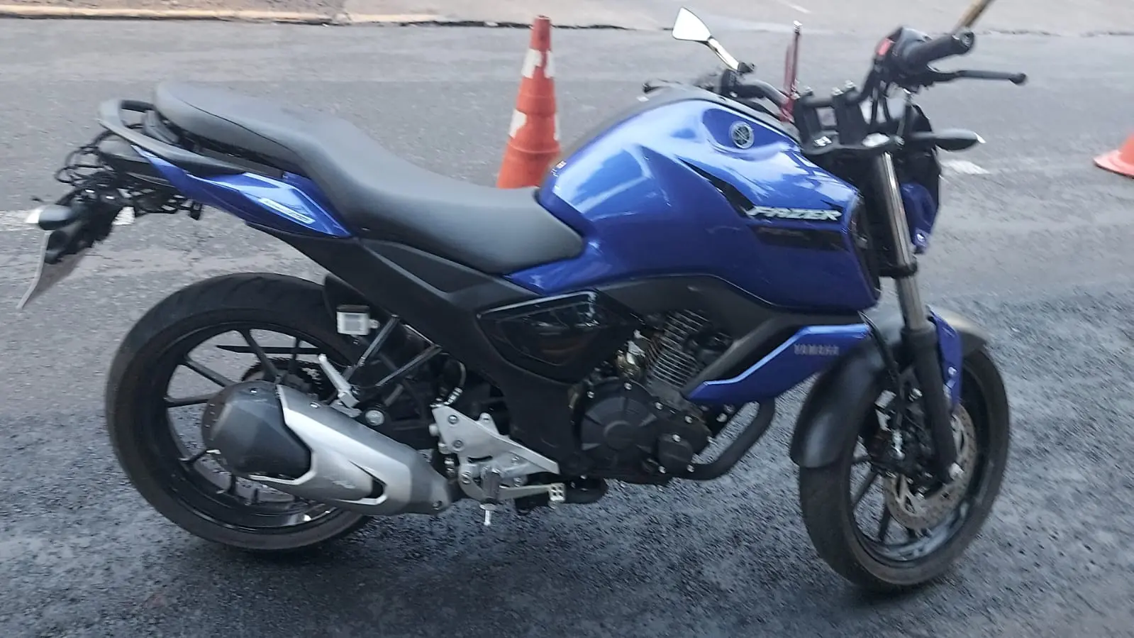 Foragido usa moto adulterada, tenta fuga da PM e termina preso, em Cordeirópolis