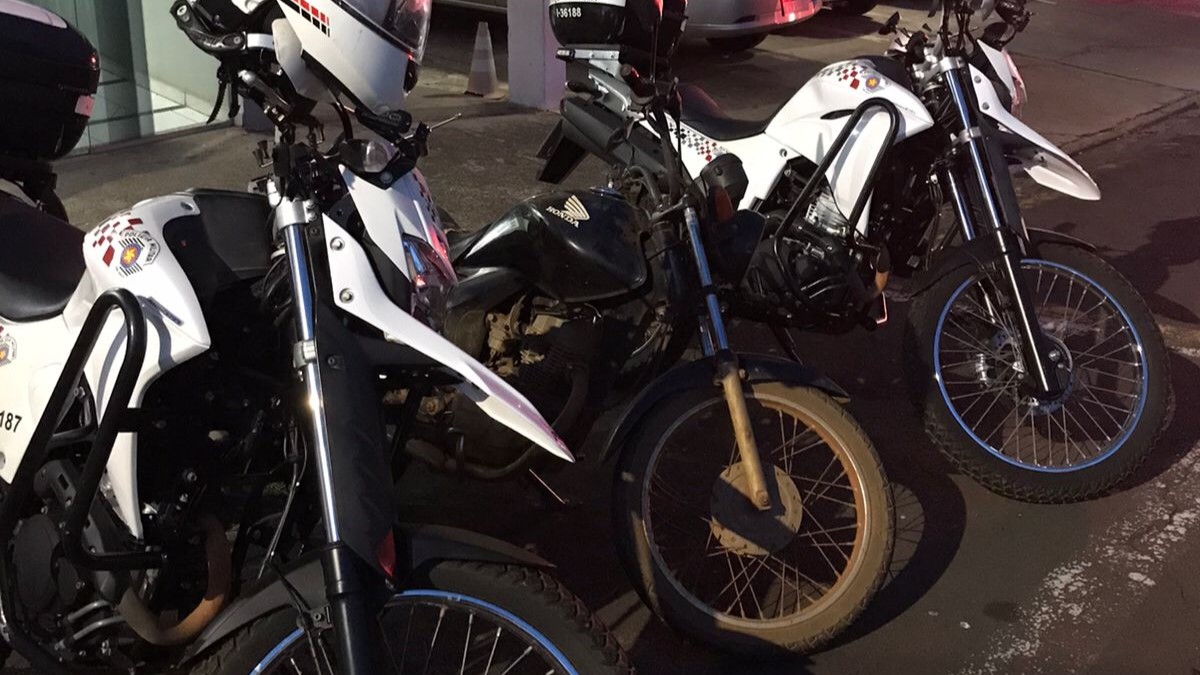 Homem compra moto de vizinho e é preso por receptação, em Limeira