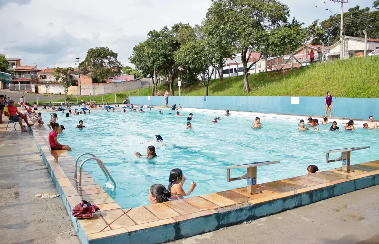 Piscinas de três Centros Comunitários de Limeira abrem neste fim de semana