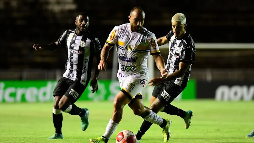 Inter vence Novorizontino vai a 13 pontos e pode pensar em classificação