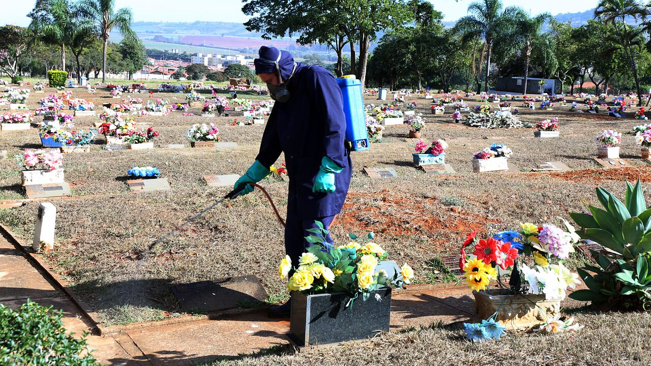 Cemitério Parque de Limeira suspende velórios na quarta (14)