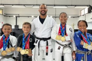 Criancas-limeirenses-sao-campeas-em-campeonato-internacional-de-Jiu-Jitsu