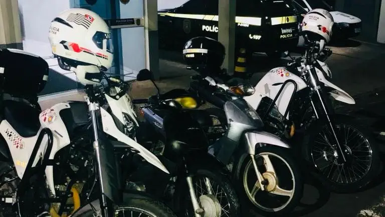 Homem é preso andando com moto adulterada no Vista Alegre
