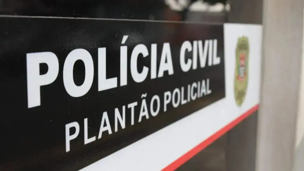 Moto é furtada na Vila São João