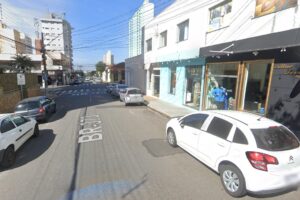 Ladrão furta bicicleta em corredor de loja no Centro de Limeira 