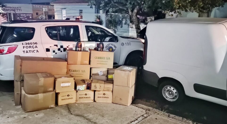 PM recupera carro de entrega furtado com roupas e materiais odontológicos, em Limeira