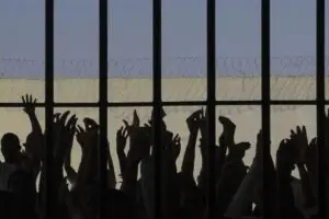 Senado aprova fim da “saidinha” de presos 
