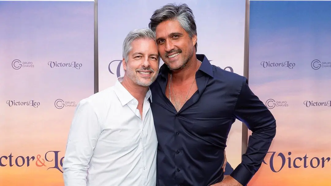 Victor e Leo retomam parceria em show após separação e cancelamento