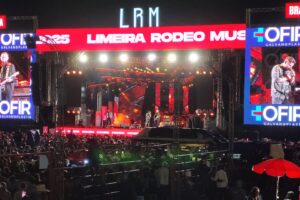 Jorge e Mateus no palco do Limeira Rodeo Music 2024