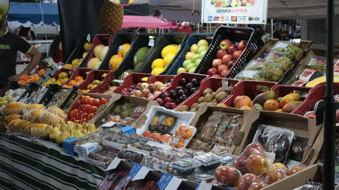 Feira Livre Noturna movimenta Parque Cidade nesta quinta (21)