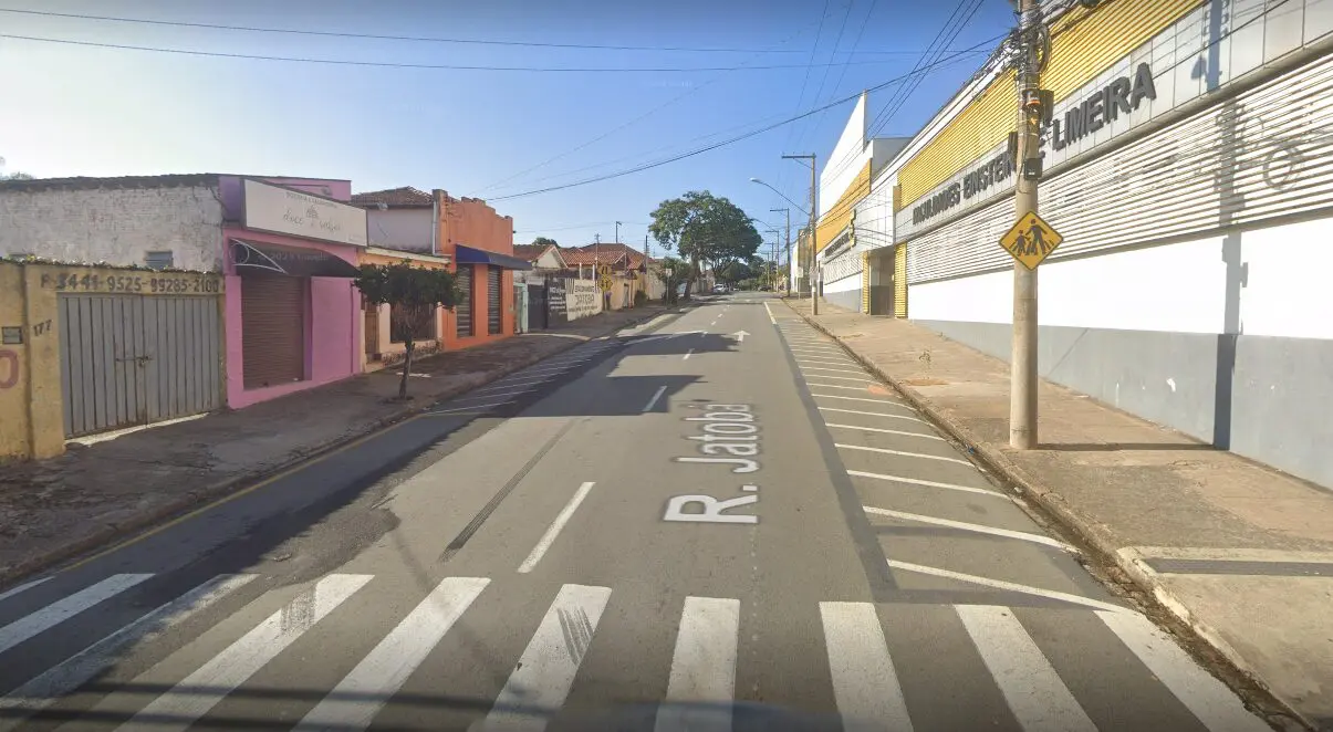 Jovem tem moto furtada na frente da faculdade na Vila Queiroz