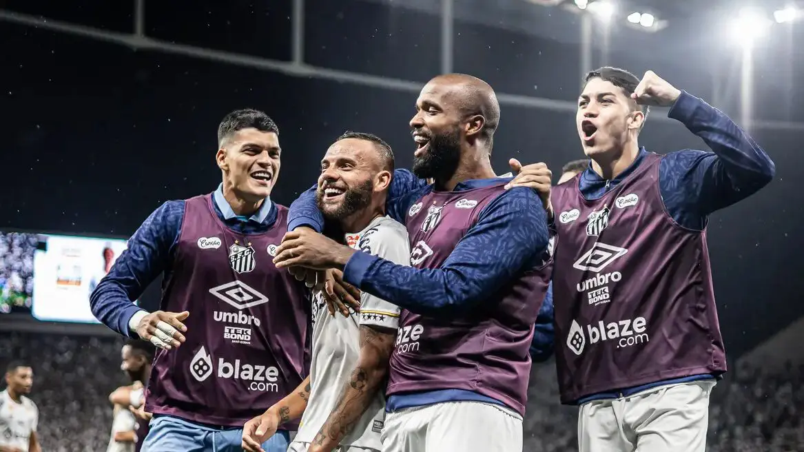 Santos bate Bragantino e chega à final do Campeonato Paulista