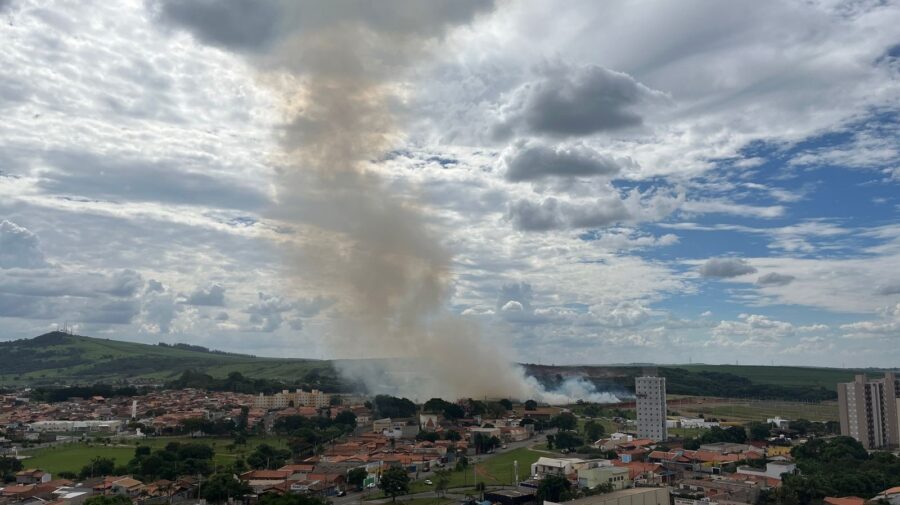 Incendio-atinge-area-verde-na-regiao-do-Belinha-Ometto-em-Limeira-4