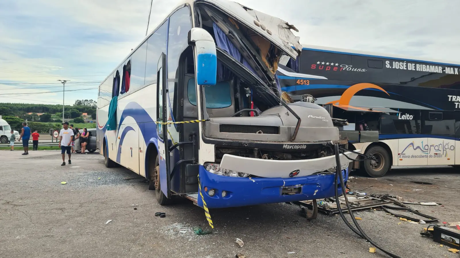 Morre vítima de acidente com ônibus em posto da Anhanguera