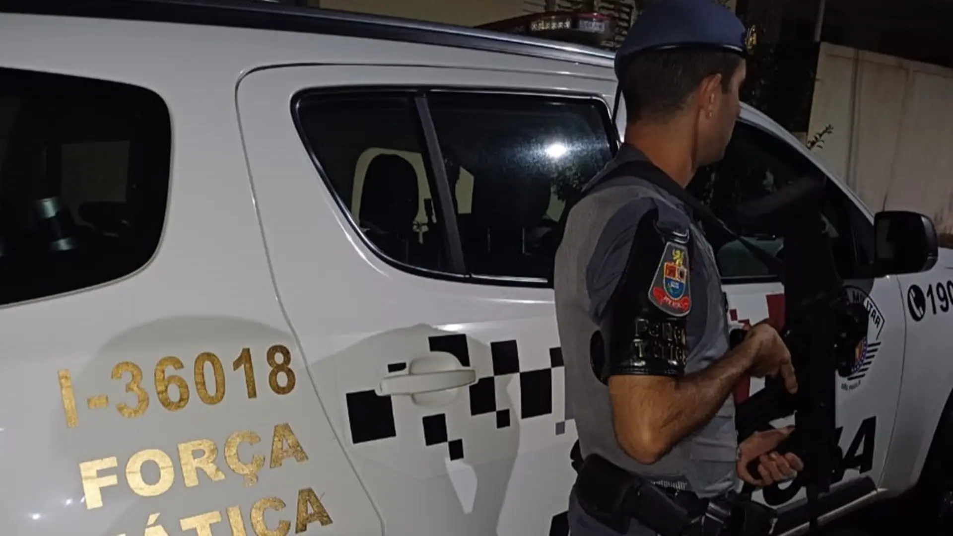 Mulher foragida da Justiça é presa pela PM no Pq. Hipólito, em Limeira