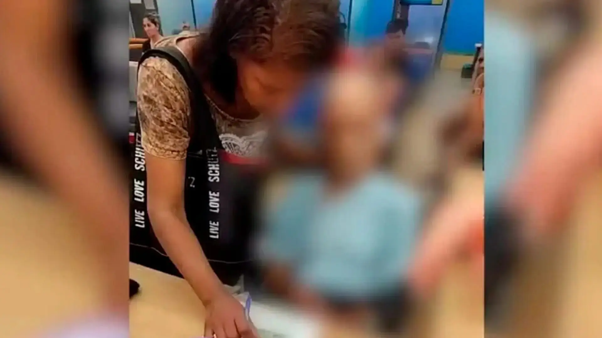 Mulher que levou morto a banco tem prisão convertida em preventiva