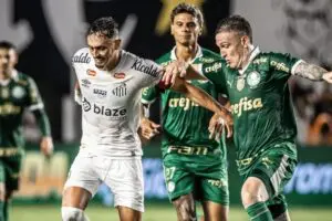 Palmeiras volta a virar final, derruba Santos e leva primeiro tri paulista após 90 anos