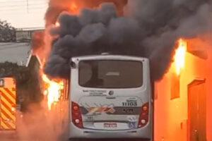 Pânico no Boa Vista causas de incêndio em ônibus serão investigadas