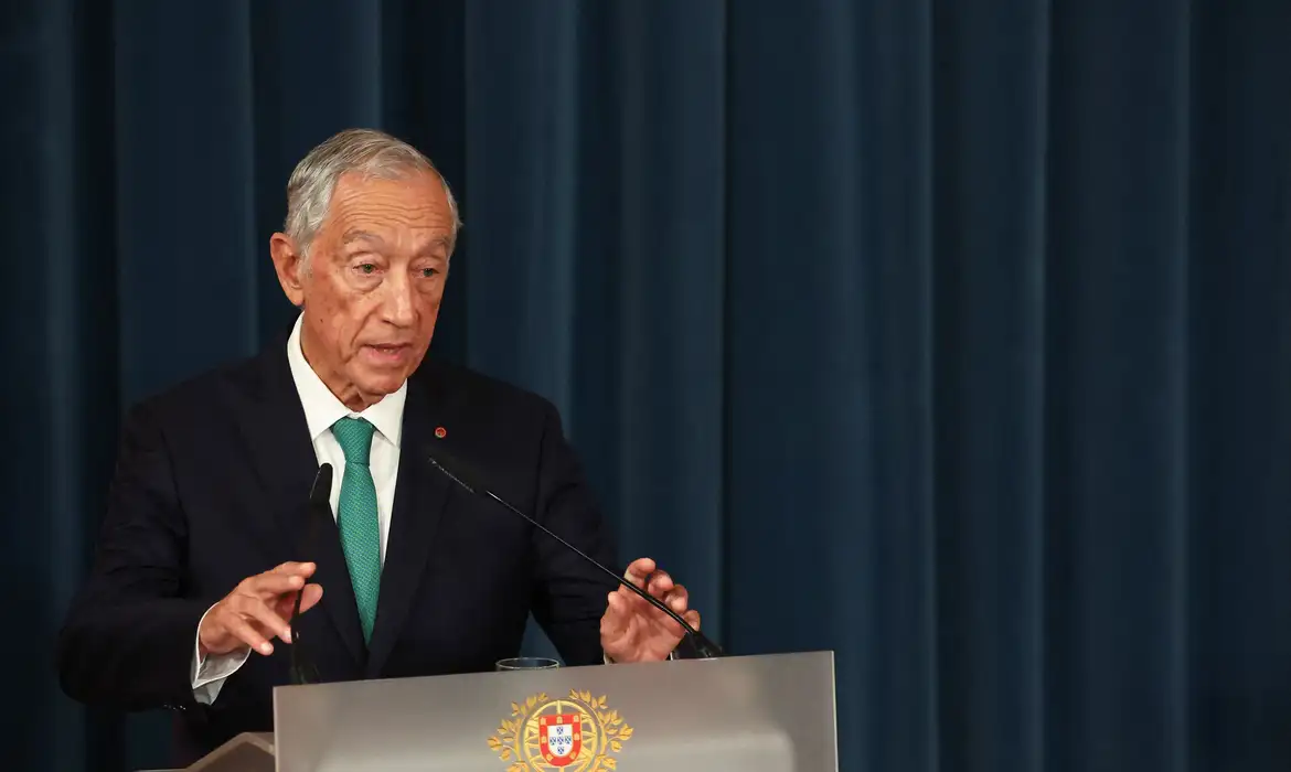 Presidente de Portugal diz que país precisa reparar crimes da escravidão