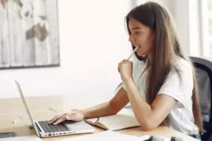 Univesp prorroga até sexta-feira (12) prazo para inscrição